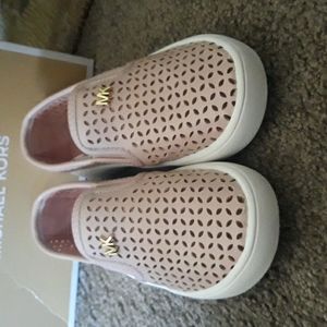 Michael Kors girls flats